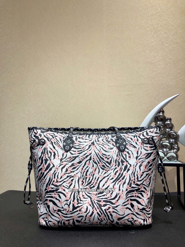 路易威登LV女包 LV新色手提購物袋 M41177 白色大字母 NEVERFULL中號手袋 xxlv1306